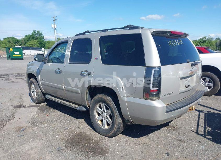 Photo 3 of 2008 Chevrolet Tahoe LT (VIN 1GNFK13068R199656)