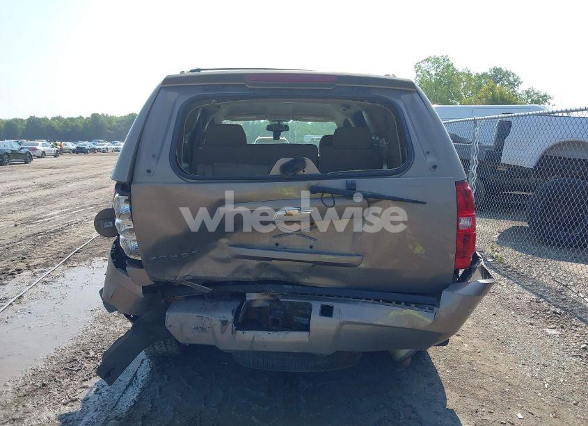 Photo 16 of 2007 Chevrolet Tahoe LT (VIN 1GNFK13077J130469)
