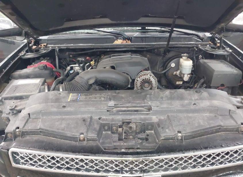 Photo 10 of 2007 Chevrolet Tahoe LTZ (VIN 1GNFK13077J329313)