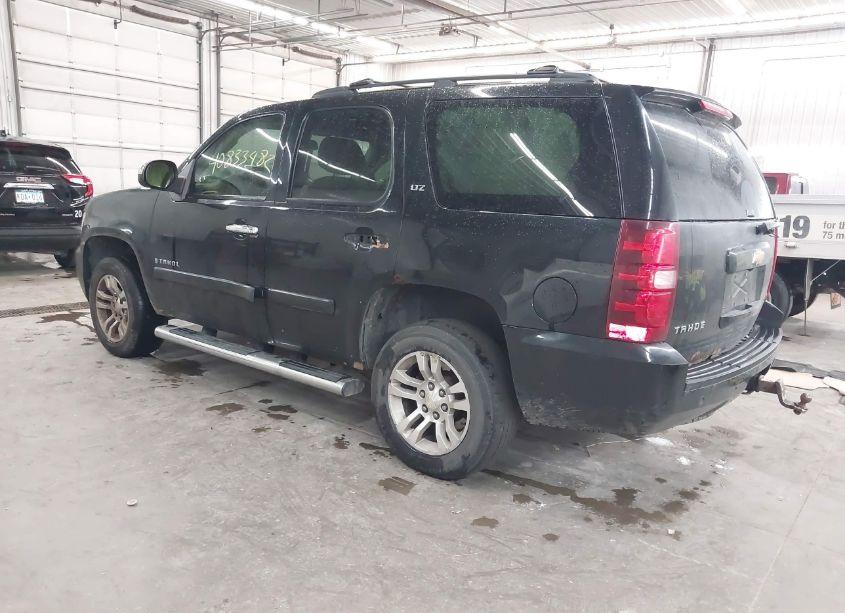 Photo 3 of 2007 Chevrolet Tahoe LTZ (VIN 1GNFK13077J329313)