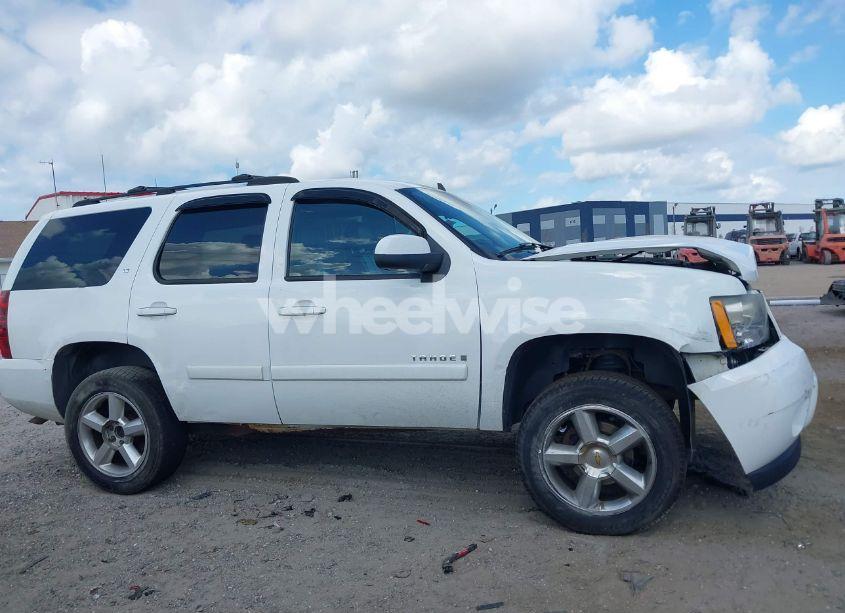 Photo 13 of 2007 Chevrolet Tahoe LT (VIN 1GNFK13077R188793)