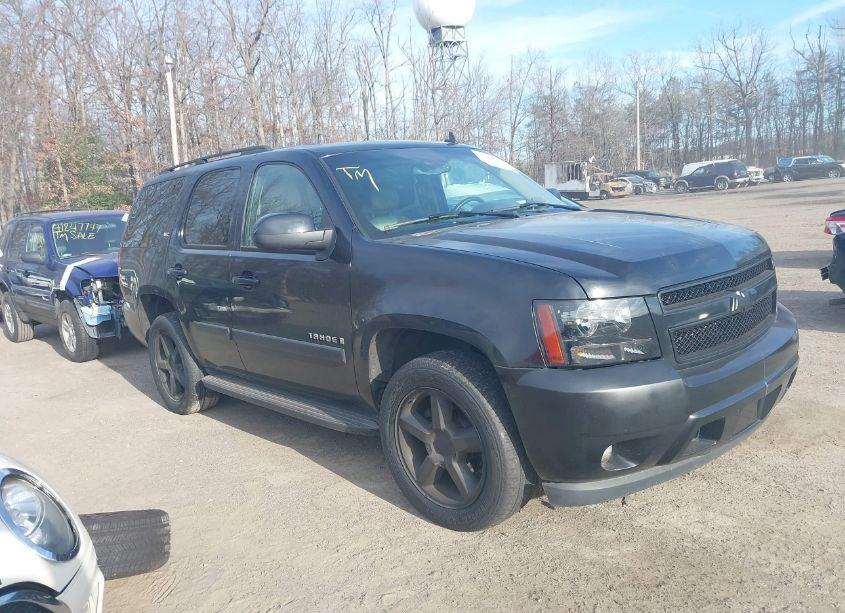 2007 Chevrolet Tahoe LTZ (VIN 1GNFK13077R194285) main photo