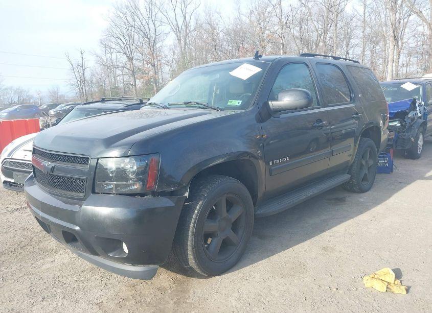 Photo 2 of 2007 Chevrolet Tahoe LTZ (VIN 1GNFK13077R194285)