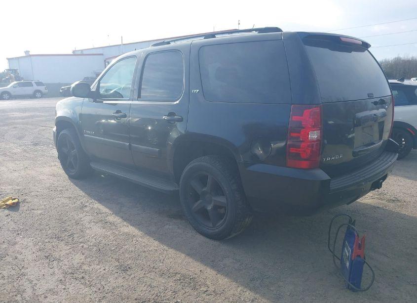 Photo 3 of 2007 Chevrolet Tahoe LTZ (VIN 1GNFK13077R194285)