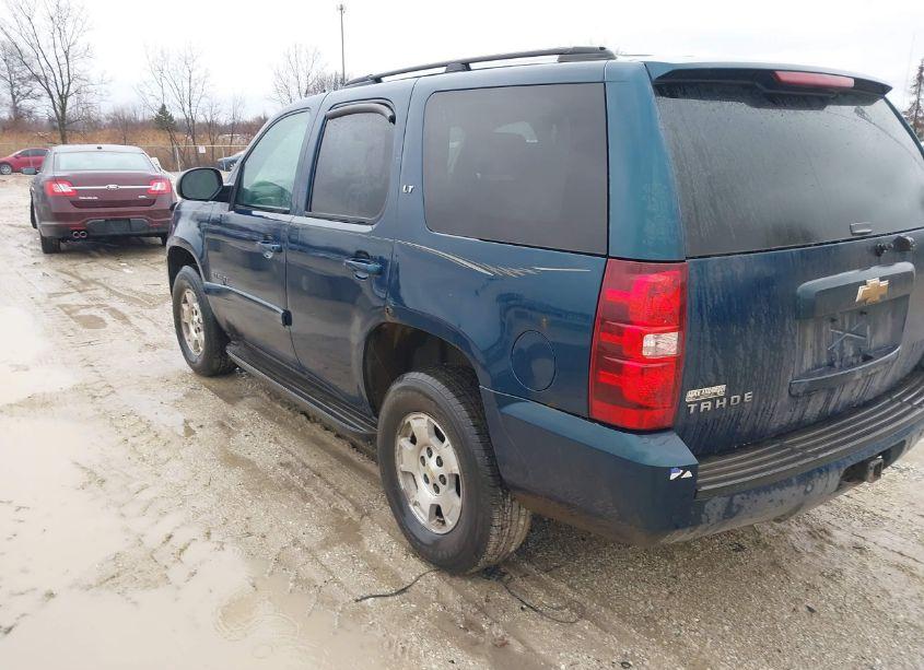 Photo 3 of 2007 Chevrolet Tahoe LT (VIN 1GNFK13077R249110)