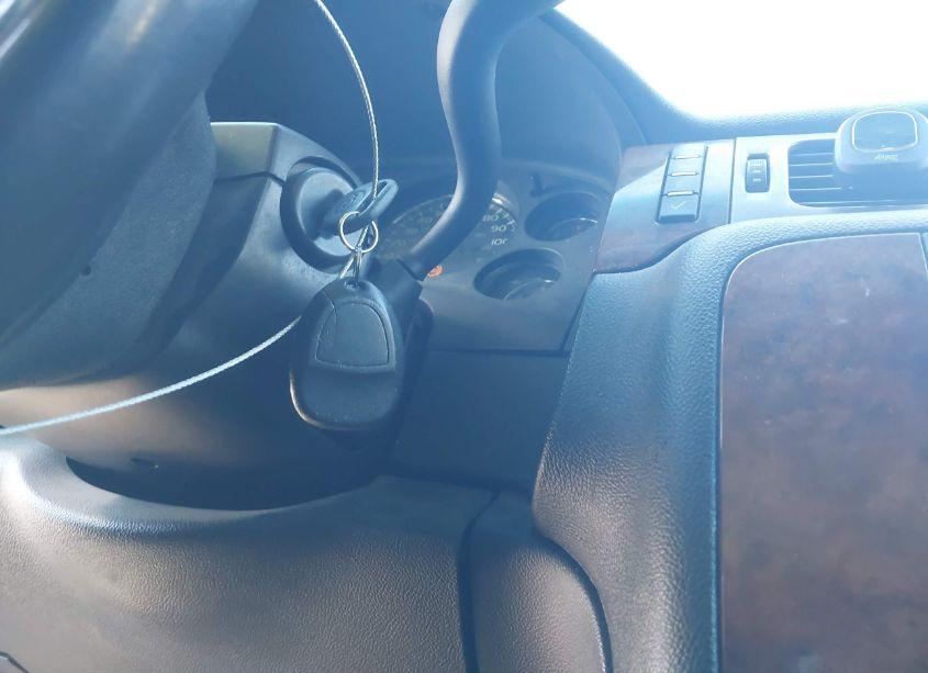 Photo 11 of 2007 Chevrolet Tahoe LT (VIN 1GNFK13077R329913)