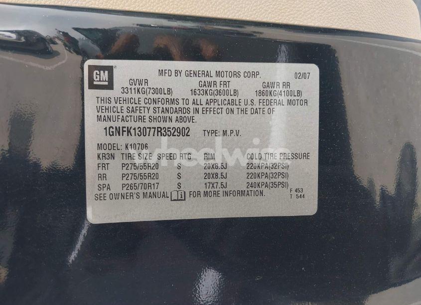 Photo 9 of 2007 Chevrolet Tahoe LTZ (VIN 1GNFK13077R352902)