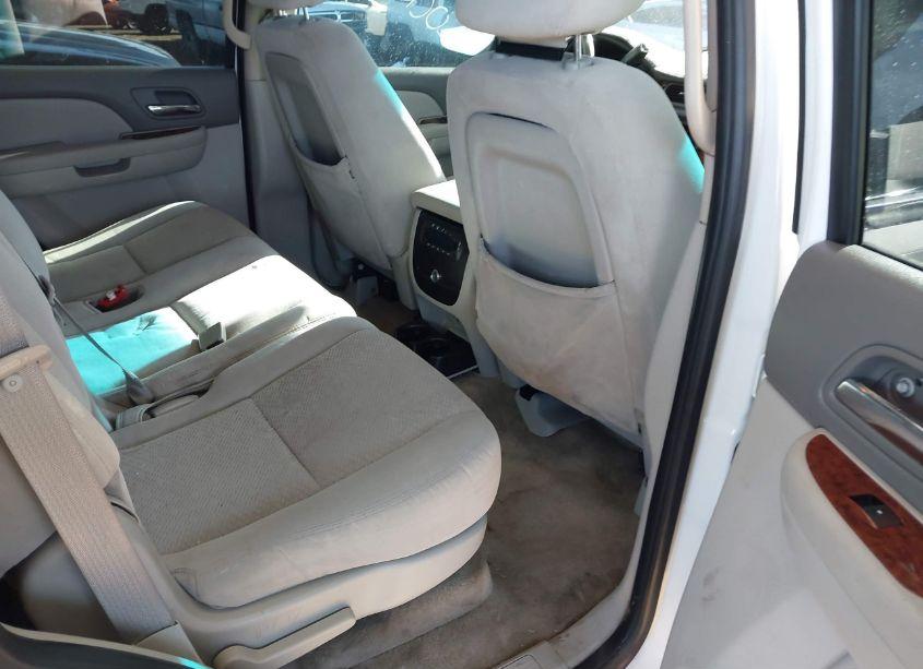 Photo 7 of 2007 Chevrolet Tahoe LT (VIN 1GNFK13077R359171)