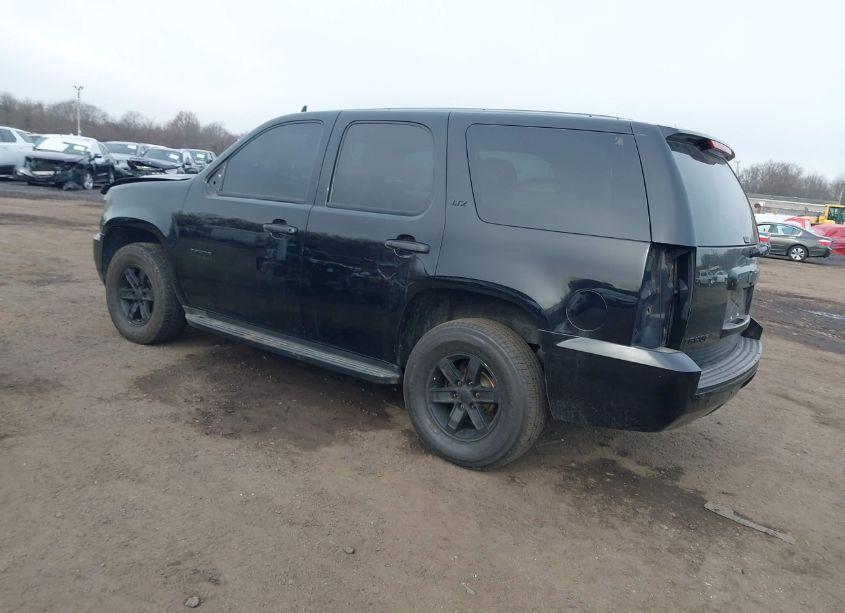 Photo 3 of 2007 Chevrolet Tahoe LTZ (VIN 1GNFK13077R392137)
