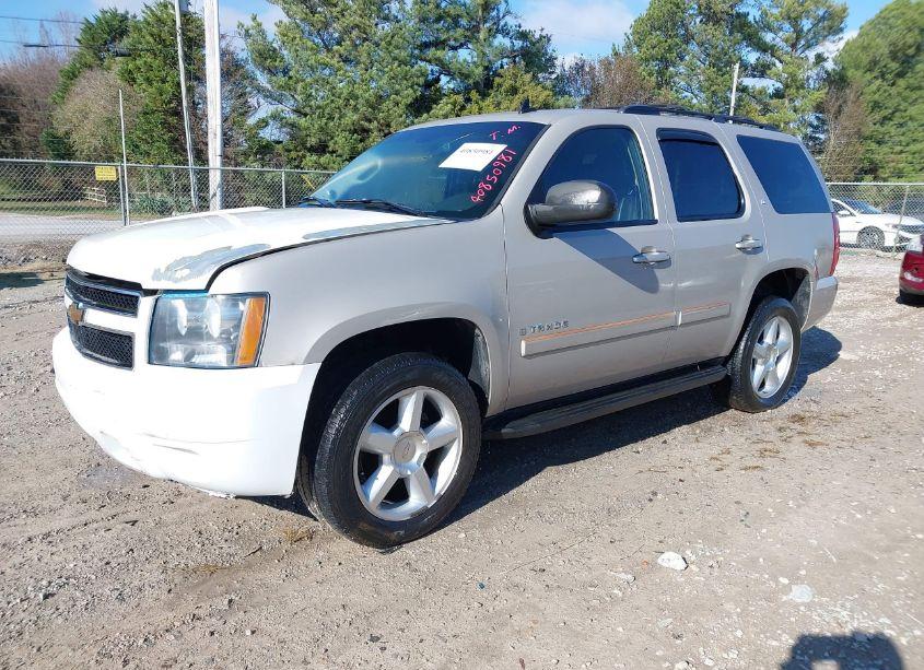 Photo 2 of 2008 Chevrolet Tahoe LT (VIN 1GNFK13078J121465)