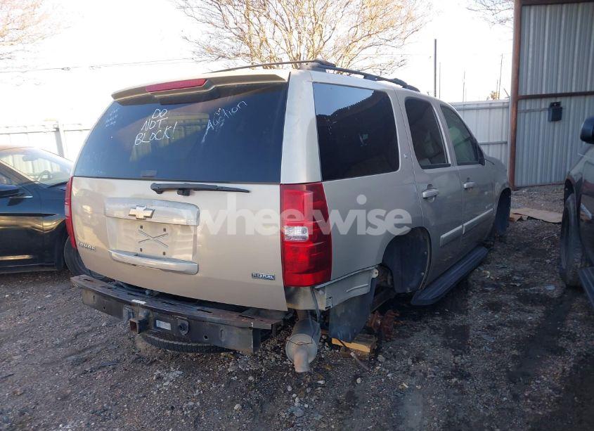 Photo 4 of 2008 Chevrolet Tahoe LT (VIN 1GNFK13078J152473)