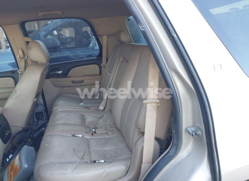 Photo 8 of 2008 Chevrolet Tahoe LT (VIN 1GNFK13078J152473)
