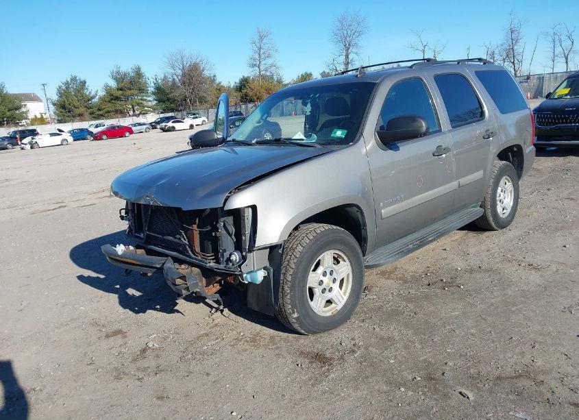 Photo 2 of 2008 Chevrolet Tahoe LS (VIN 1GNFK13078J180838)