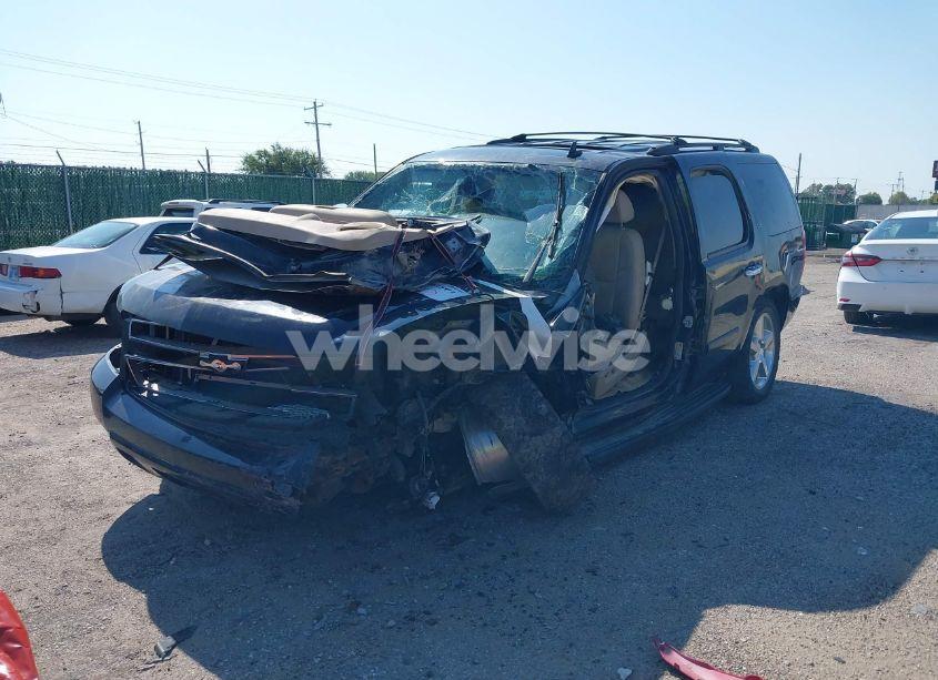Photo 2 of 2008 Chevrolet Tahoe LTZ (VIN 1GNFK13078R139319)