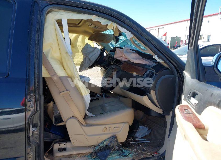 Photo 5 of 2008 Chevrolet Tahoe LTZ (VIN 1GNFK13078R139319)