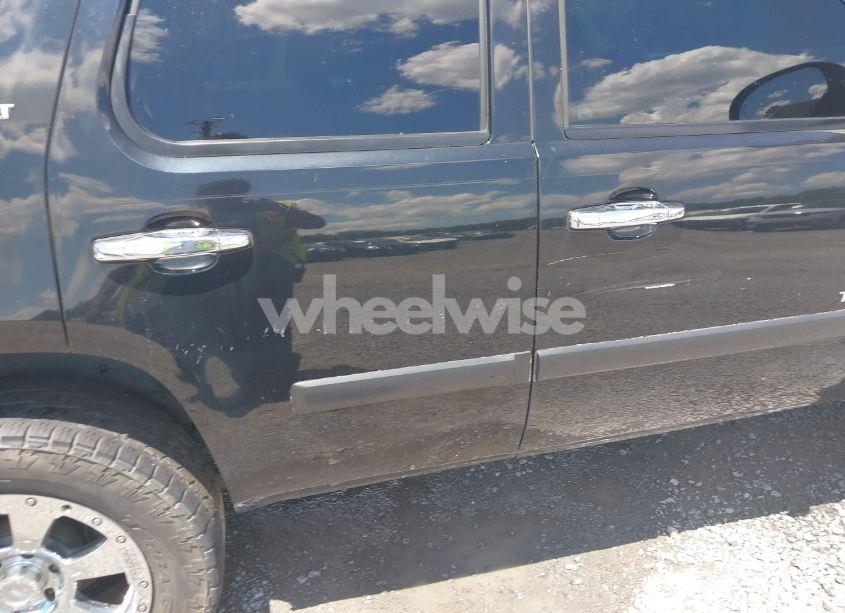 Photo 6 of 2008 Chevrolet Tahoe LT (VIN 1GNFK13078R141510)