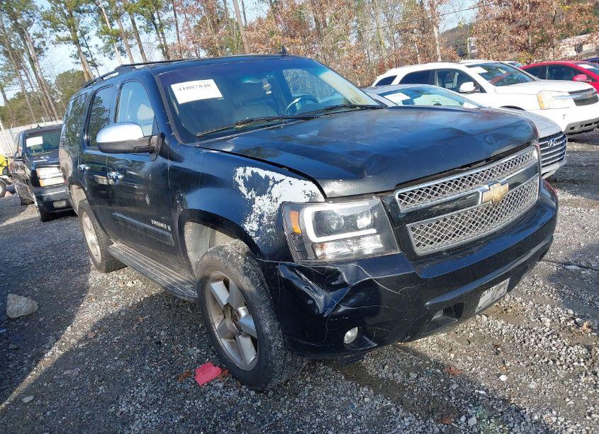 2008 Chevrolet Tahoe LTZ (VIN 1GNFK13078R142303) main photo