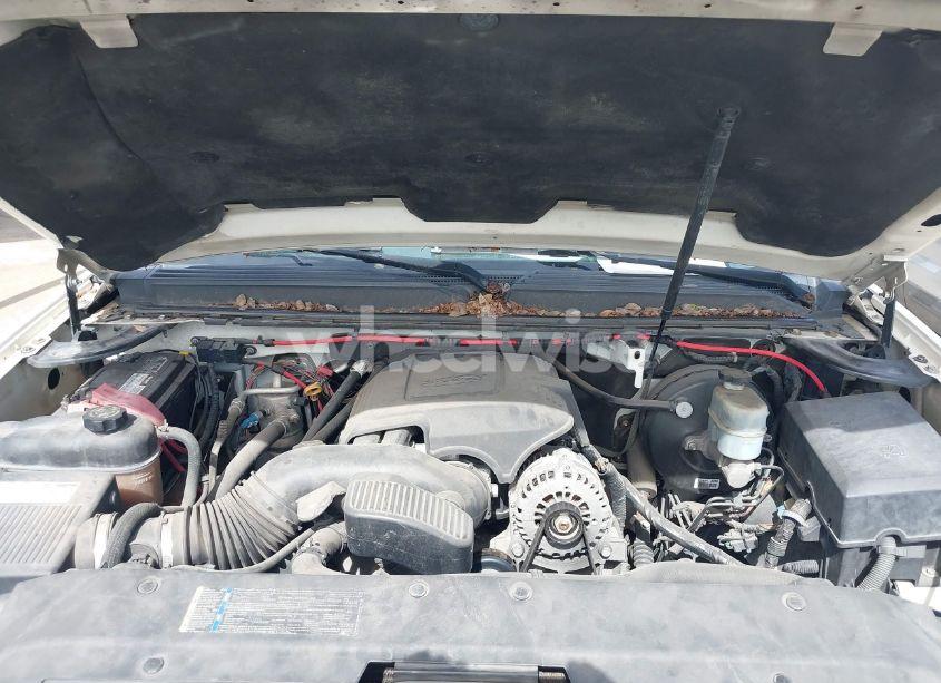 Photo 10 of 2008 Chevrolet Tahoe LTZ (VIN 1GNFK13078R190092)