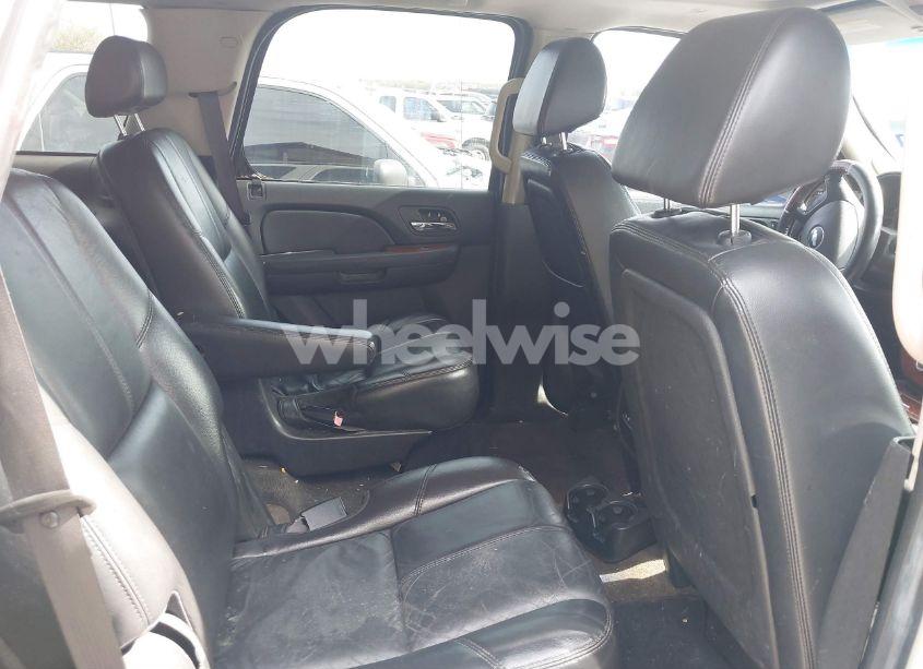 Photo 8 of 2008 Chevrolet Tahoe LTZ (VIN 1GNFK13078R190092)