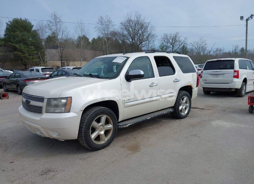 Photo 2 of 2008 Chevrolet Tahoe LTZ (VIN 1GNFK13078R227366)