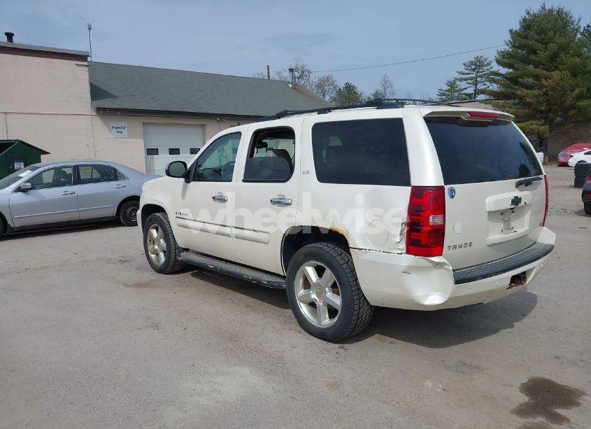 Photo 3 of 2008 Chevrolet Tahoe LTZ (VIN 1GNFK13078R227366)
