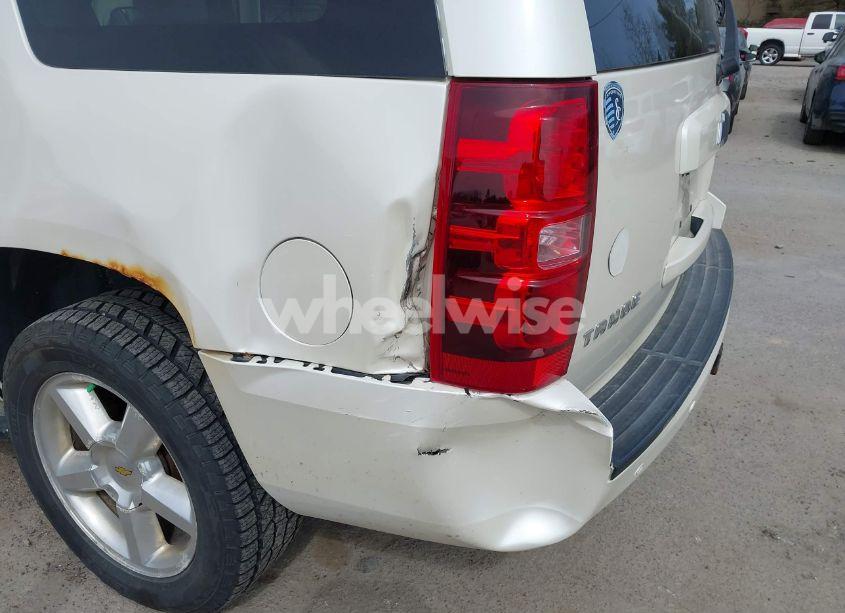 Photo 6 of 2008 Chevrolet Tahoe LTZ (VIN 1GNFK13078R227366)