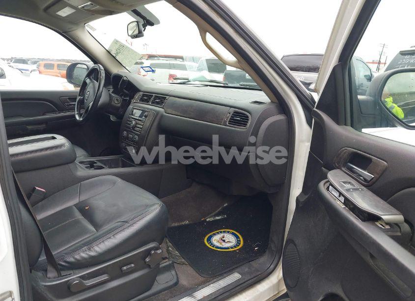 Photo 5 of 2008 Chevrolet Tahoe COMMERCIAL FLEET (VIN 1GNFK13078R241543)