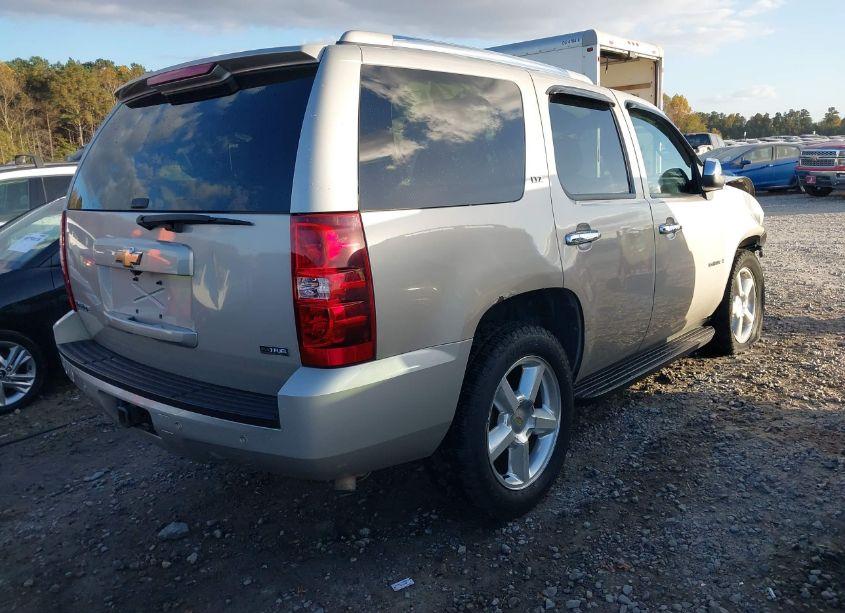 Photo 4 of 2008 Chevrolet Tahoe LTZ (VIN 1GNFK13078R259623)