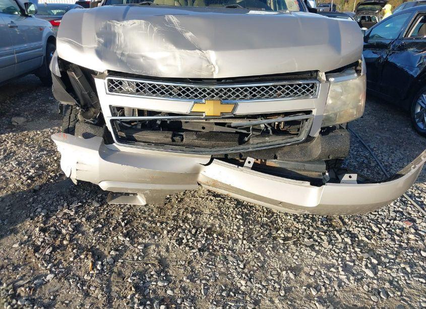 Photo 6 of 2008 Chevrolet Tahoe LTZ (VIN 1GNFK13078R259623)