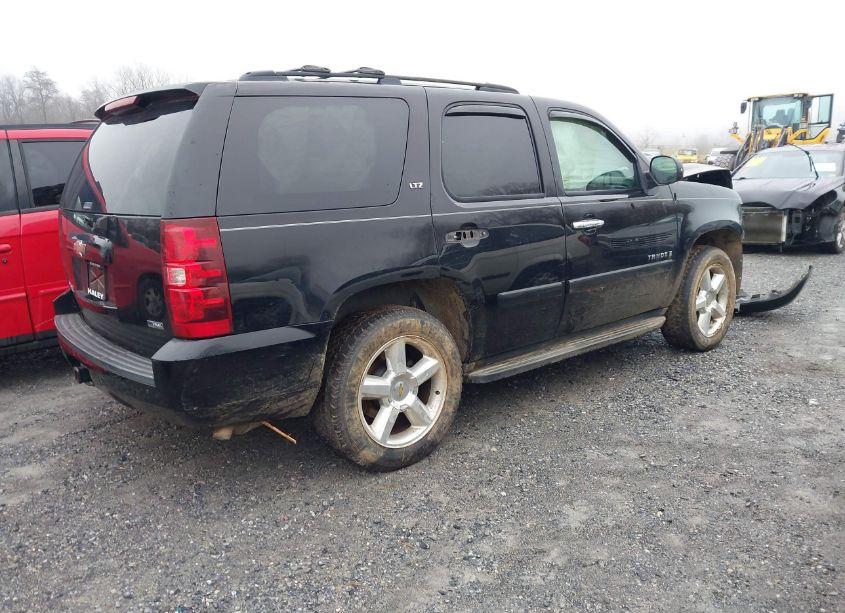 Photo 4 of 2008 Chevrolet Tahoe LTZ (VIN 1GNFK13078R270346)