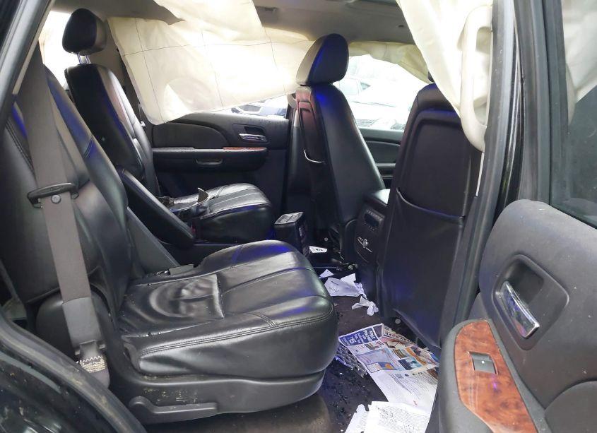 Photo 8 of 2008 Chevrolet Tahoe LTZ (VIN 1GNFK13078R270346)
