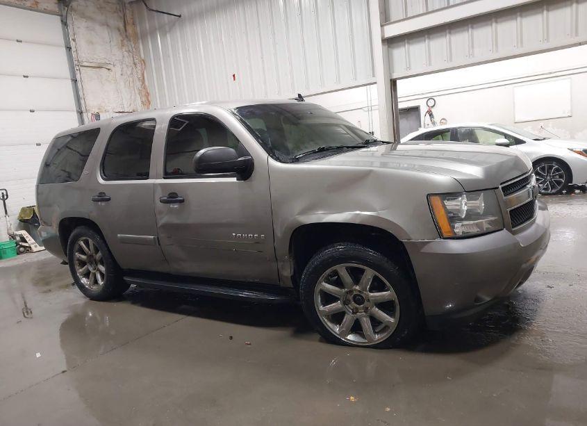 Photo 13 of 2009 Chevrolet Tahoe LS (VIN 1GNFK13079R179854)