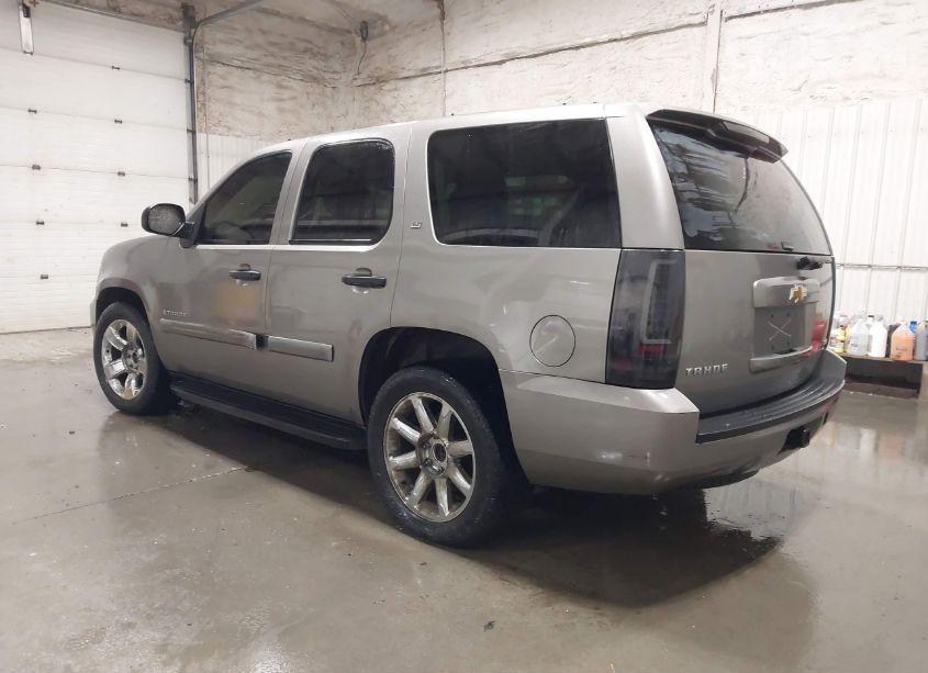 Photo 3 of 2009 Chevrolet Tahoe LS (VIN 1GNFK13079R179854)