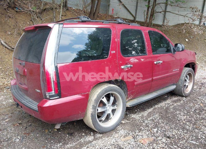 Photo 4 of 2007 Chevrolet Tahoe K1500 (VIN 1GNFK13087J280753)