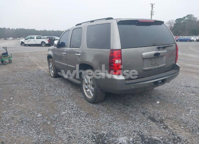 Photo 3 of 2007 Chevrolet Tahoe LT (VIN 1GNFK13087J287282)