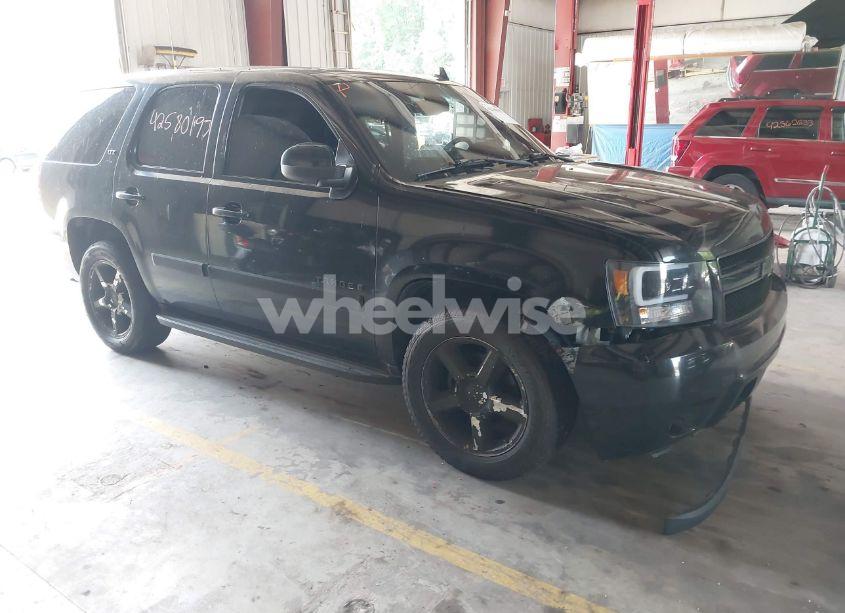 2007 Chevrolet Tahoe LTZ (VIN 1GNFK13087R105226) main photo