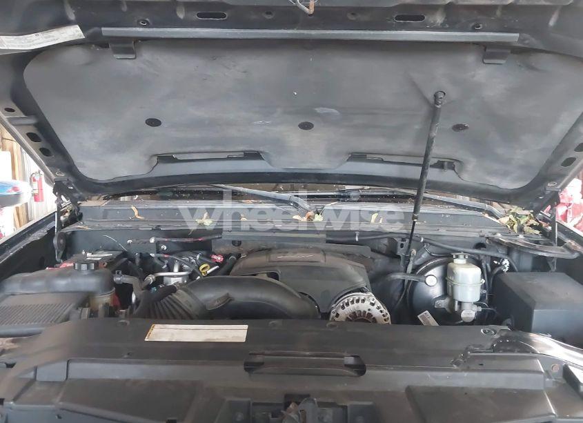 Photo 10 of 2007 Chevrolet Tahoe LTZ (VIN 1GNFK13087R105226)