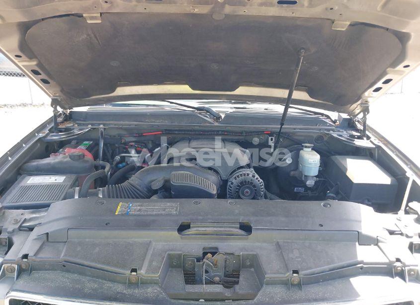 Photo 10 of 2008 Chevrolet Tahoe LT (VIN 1GNFK13088J102259)