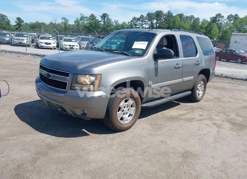 Photo 2 of 2008 Chevrolet Tahoe LT (VIN 1GNFK13088J102259)