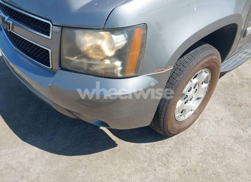 Photo 6 of 2008 Chevrolet Tahoe LT (VIN 1GNFK13088J102259)