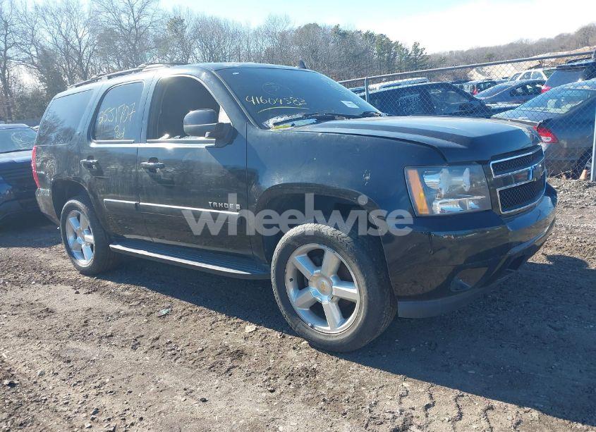 2008 Chevrolet Tahoe LT (VIN 1GNFK13088J168021) main photo