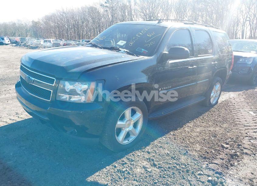Photo 2 of 2008 Chevrolet Tahoe LT (VIN 1GNFK13088J168021)