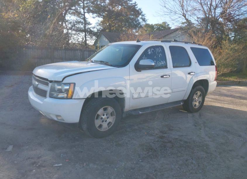 Photo 2 of 2008 Chevrolet Tahoe LT (VIN 1GNFK13088R157148)