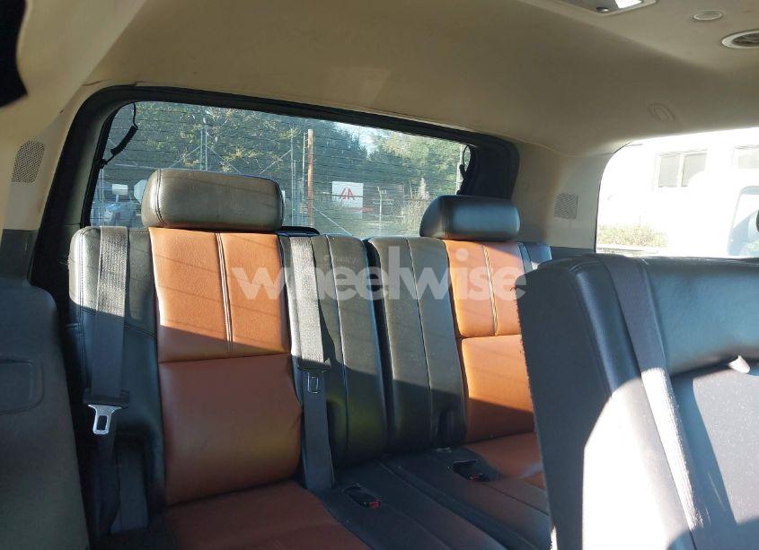 Photo 8 of 2008 Chevrolet Tahoe LT (VIN 1GNFK13088R157148)