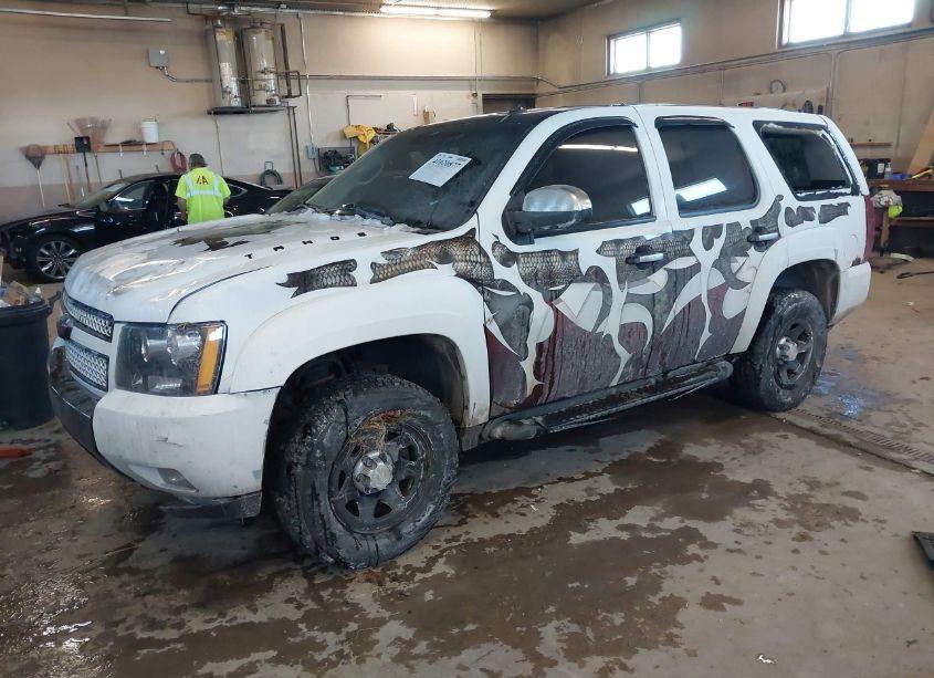 Photo 2 of 2008 Chevrolet Tahoe LT (VIN 1GNFK13088R249747)