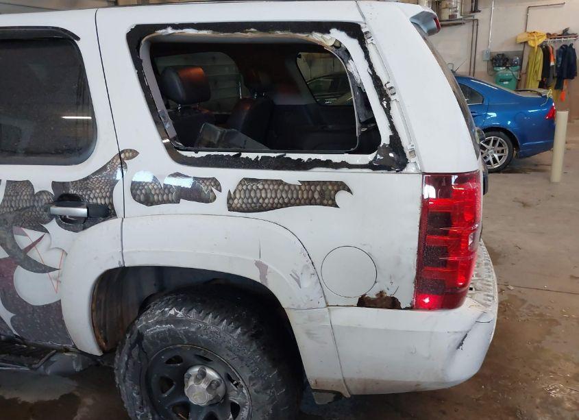 Photo 6 of 2008 Chevrolet Tahoe LT (VIN 1GNFK13088R249747)