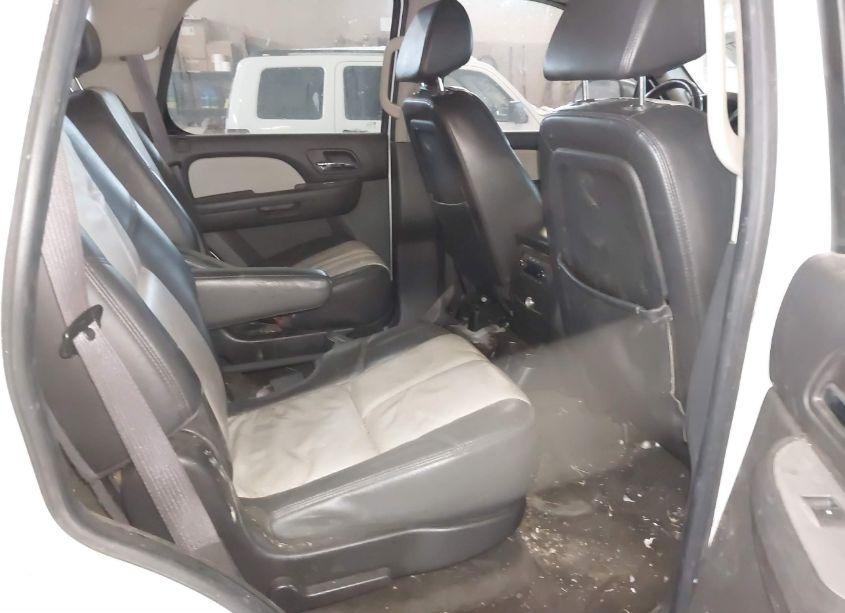 Photo 8 of 2008 Chevrolet Tahoe LT (VIN 1GNFK13088R249747)