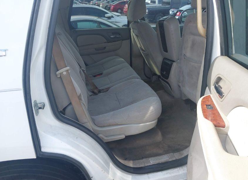 Photo 8 of 2007 Chevrolet Tahoe LT (VIN 1GNFK13097J209206)