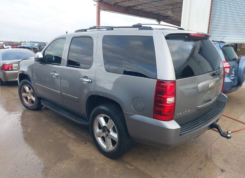 Photo 3 of 2007 Chevrolet Tahoe LTZ (VIN 1GNFK13097J383423)