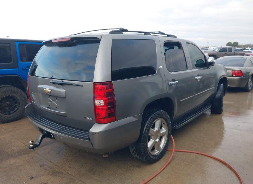 Photo 4 of 2007 Chevrolet Tahoe LTZ (VIN 1GNFK13097J383423)